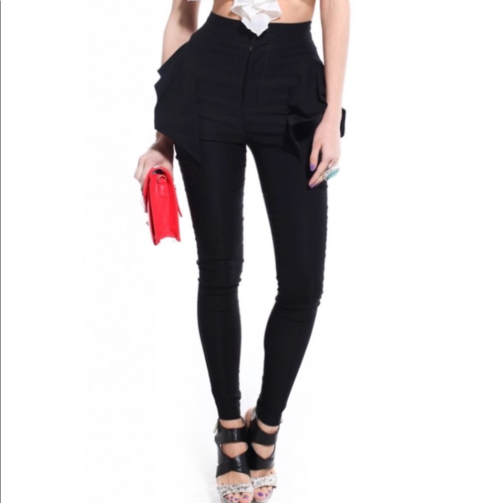 AKIRA Skinny Black Peplum Pants
